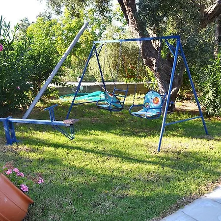 Pansion Mary شقة فندقية